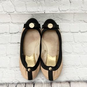Michael Kors Womens flats size 6